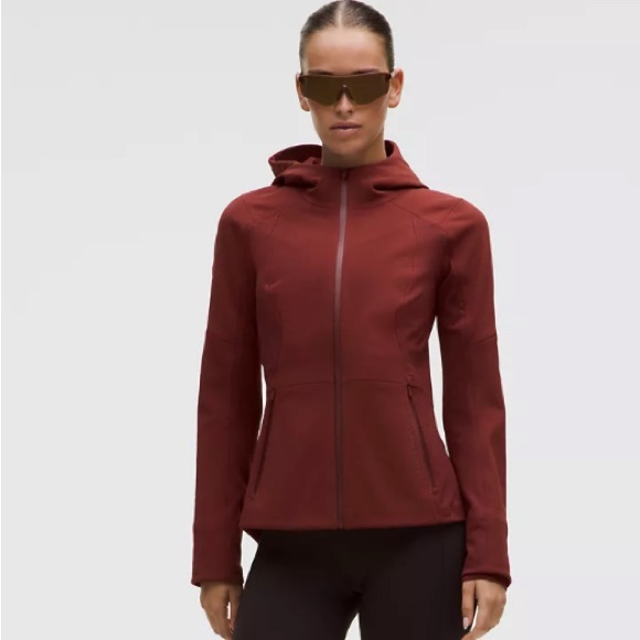 Lululemon Women's Cross Chill Performance Jacket $228
Size 8 - Picture 1 of 8